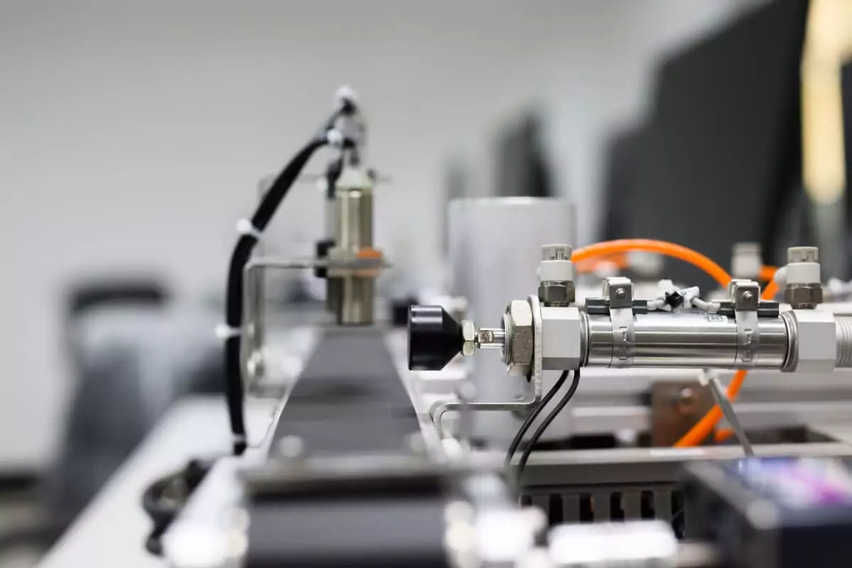 Why choose us as your Machine Screw