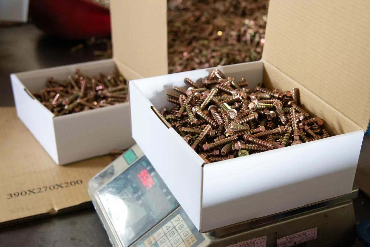 Screws Packaging-3