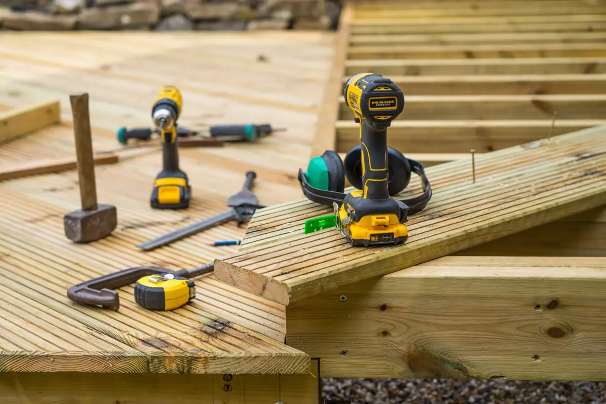 Functions and Key Features of Deck Screws